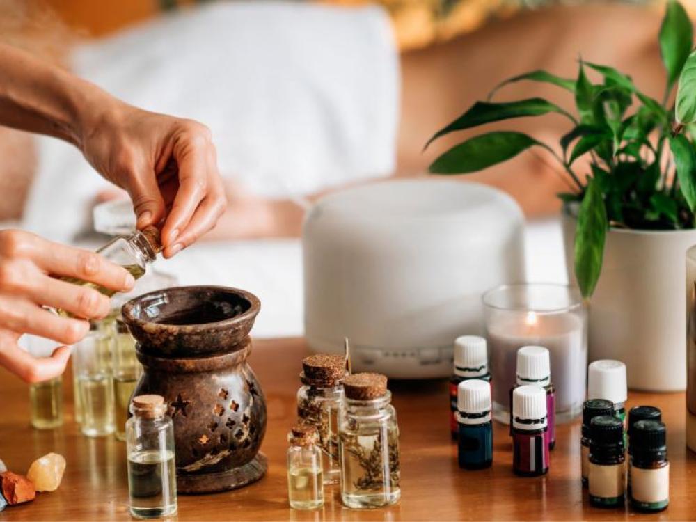 Introduction to Essential Oils: A Beginner's Guide